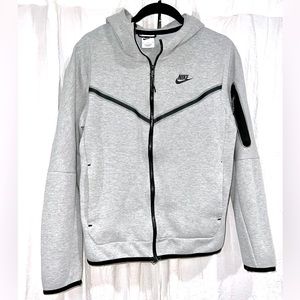 EUC Nike Tech Fleece Full Zip Hoodie Men’s Sm